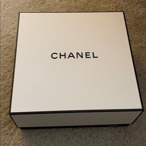 Chanel storage box medium
